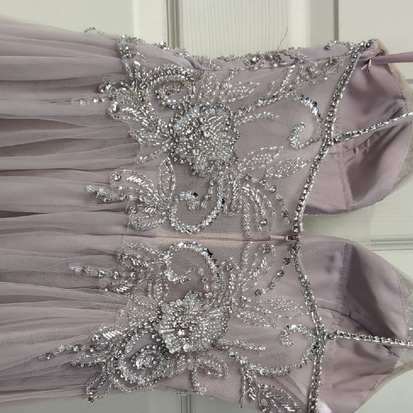Colors Dress Mauve Evening Gown Size 0. - Picture 6 of 8